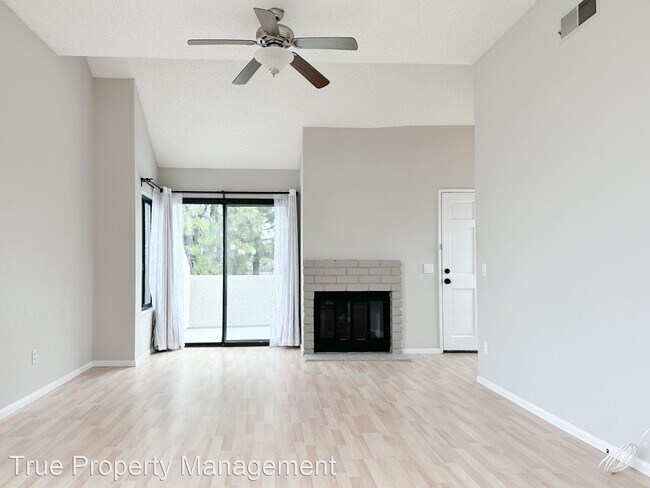 Foto del edificio - 2 br, 1.5 bath House - 17652 Sergio Cir Un...