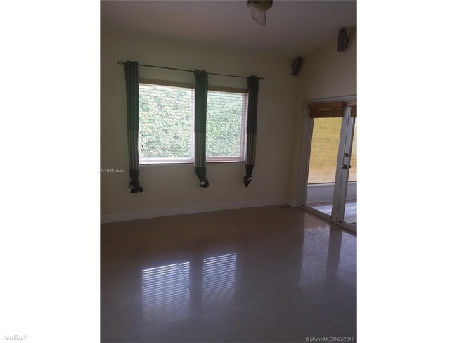 Foto del edificio - 8863 NW 142nd Ln