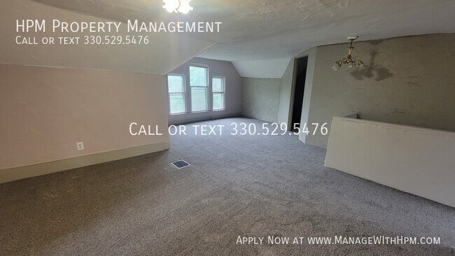 Building Photo - 84 Bittman St