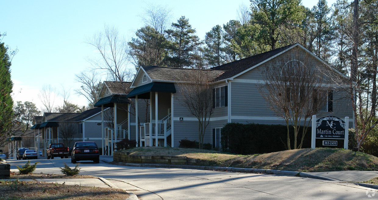 Primary Photo - The Blue Leaf Apartments