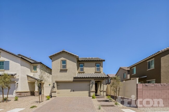 Building Photo - 4944 Amberlyn St