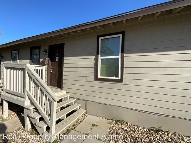 Building Photo - 2 br, 1 bath House - 617 S Palmetto Unit 3
