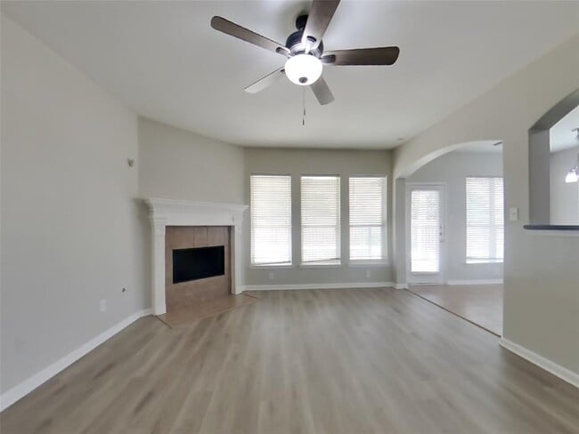 Building Photo - 6715 Starcroft Ct