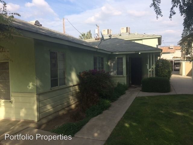 Foto principal - 2520 Drake St