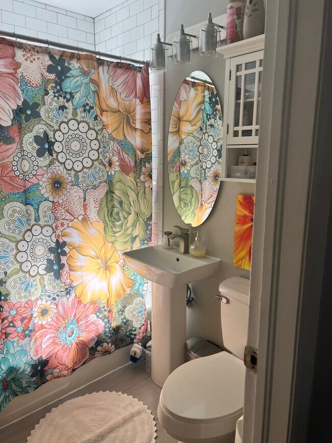 Foto del edificio - 1631 Pearlott St