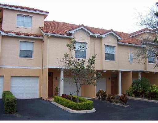 Building Photo - 2026 Alta Meadows Ln