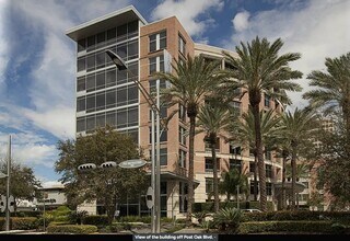 Building Photo - 1901 Post Oak Blvd