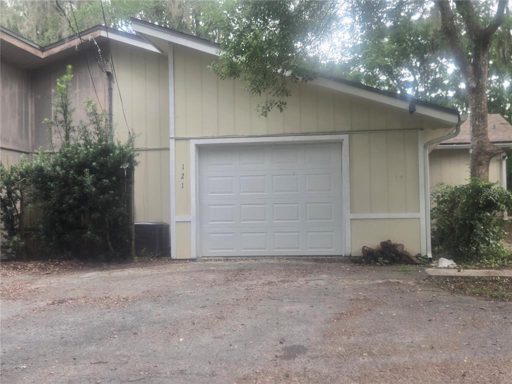 Foto principal - 121 Forest Ln
