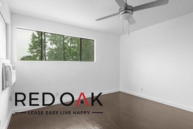 Foto del edificio - 1437 S Sherbourne Dr