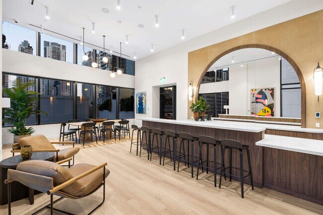 Foto del edificio - 225 N Miami Ave