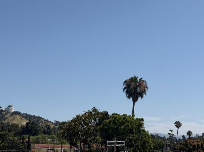Foto del edificio - 1816 N Gramercy Pl