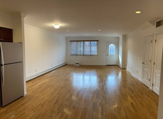 Building Photo - 1831 83rd St