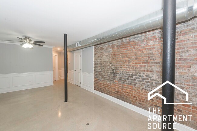 Foto del edificio - 4117 S Michigan Ave