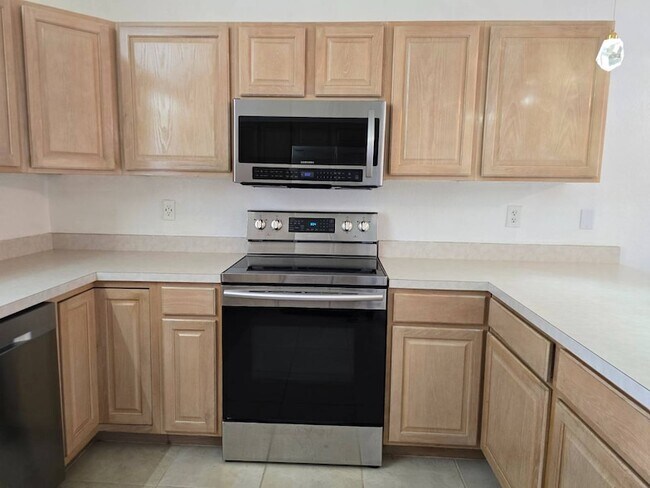 Foto del edificio - 2511 N Orangewood St