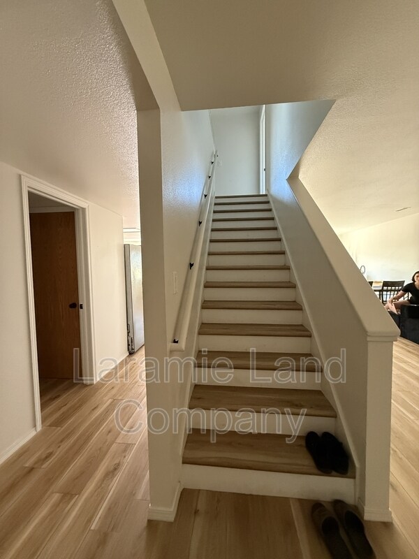 Foto del edificio - 1736 Sanders Dr