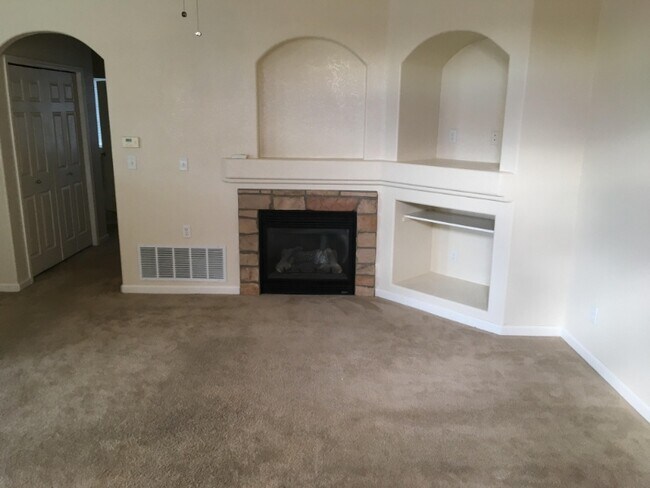 Building Photo - 5551 W 29th St