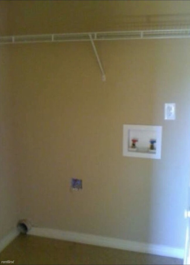 Foto del edificio - 3 br, 2 bath House - 1710 Deer St.