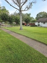 Building Photo - 4004 Laura Leigh Dr