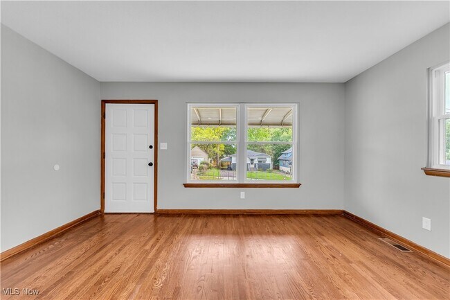 Building Photo - 17205 Lipton Ave