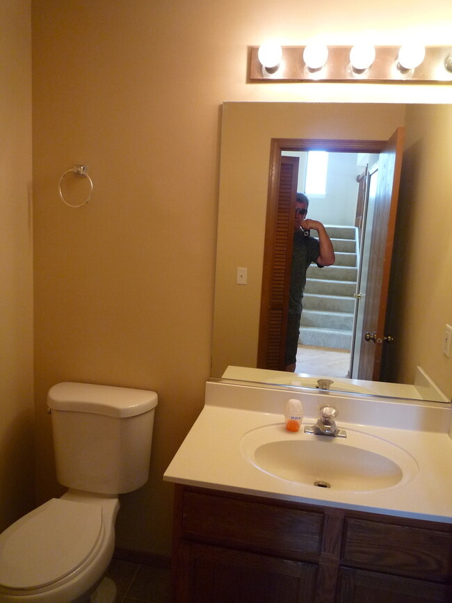 Foto del edificio - 14039 S Oakdale Cir
