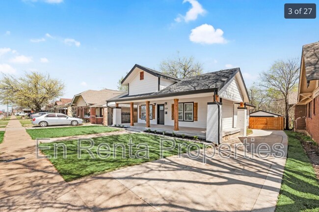 Foto del edificio - 3329 Hemphill St