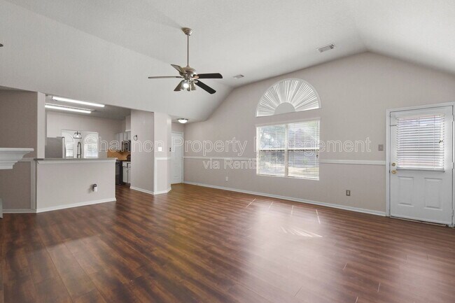 Foto del edificio - 18534 Burgundy Sky Way