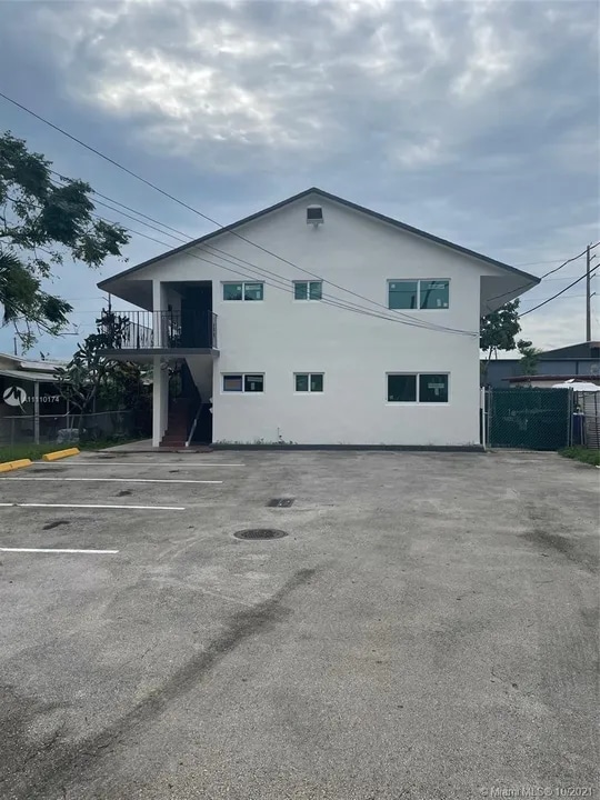 Primary Photo - 2622 NW 24th St