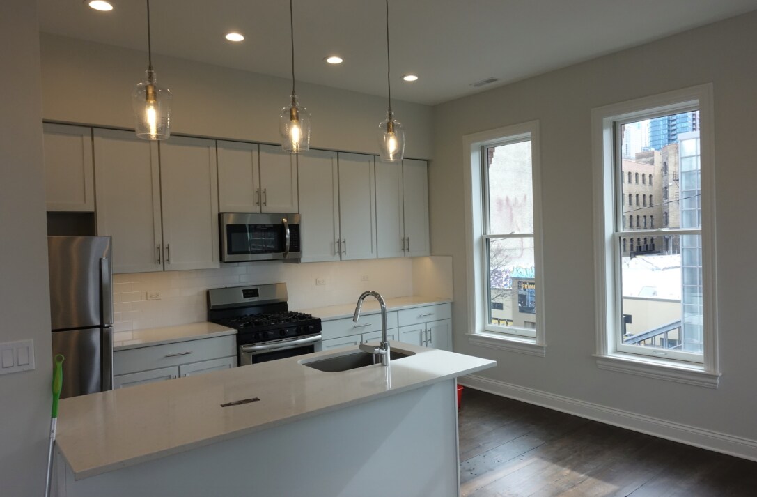 Primary Photo - 809 N Franklin St
