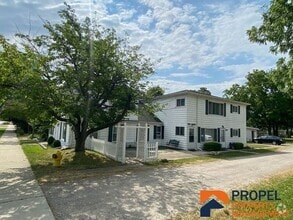 Building Photo - 8141 Macomb St