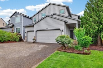 Building Photo - 16347 SE Maduros Way