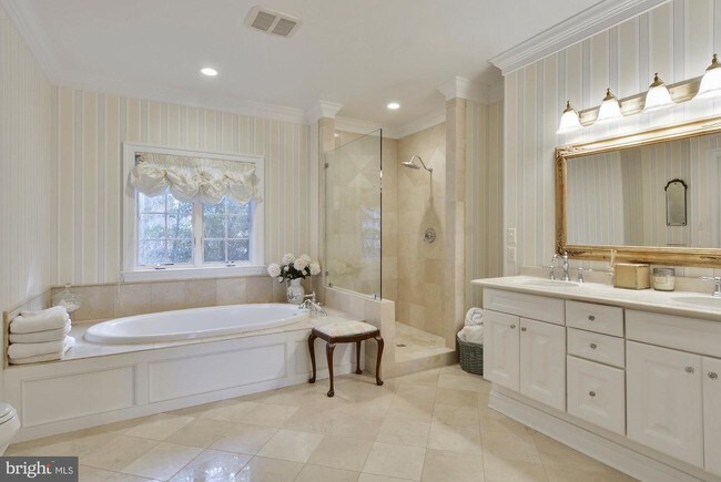 Building Photo - 7131 Travelers Rest Cir