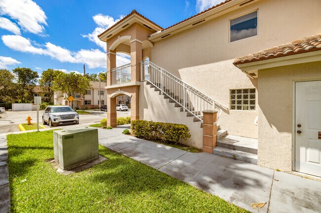 Foto del edificio - 1261 SE 28th Ct