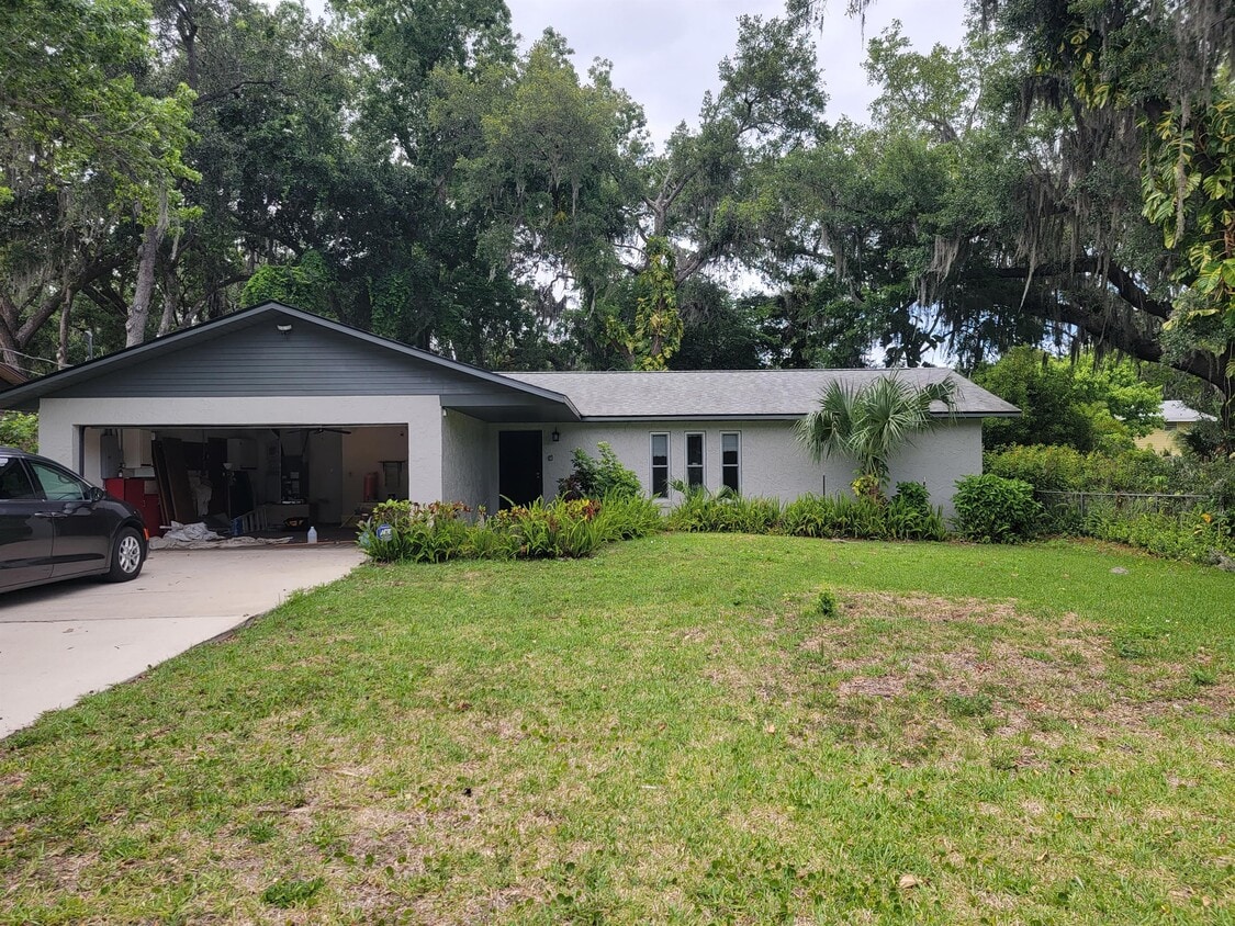 742 Boston Ave, South Daytona, FL 32119 House for Rent in South