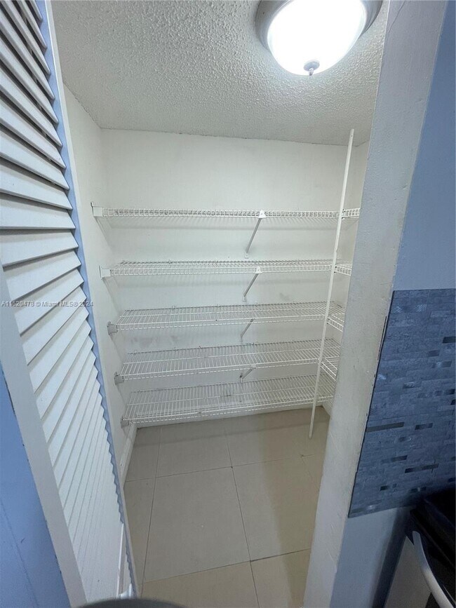 Foto del edificio - 850 N Miami Ave