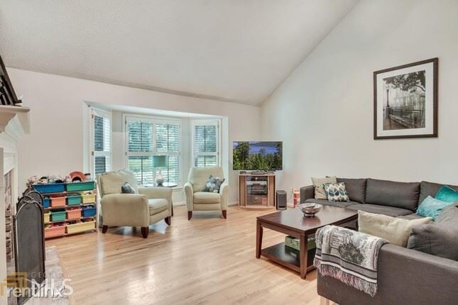 Foto del edificio - 3 br, 2 bath House - 1210 Defoor Ct