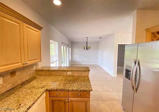 Building Photo - 428 Chamonix Ave S