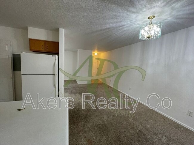 Building Photo - 2722 Poplar St