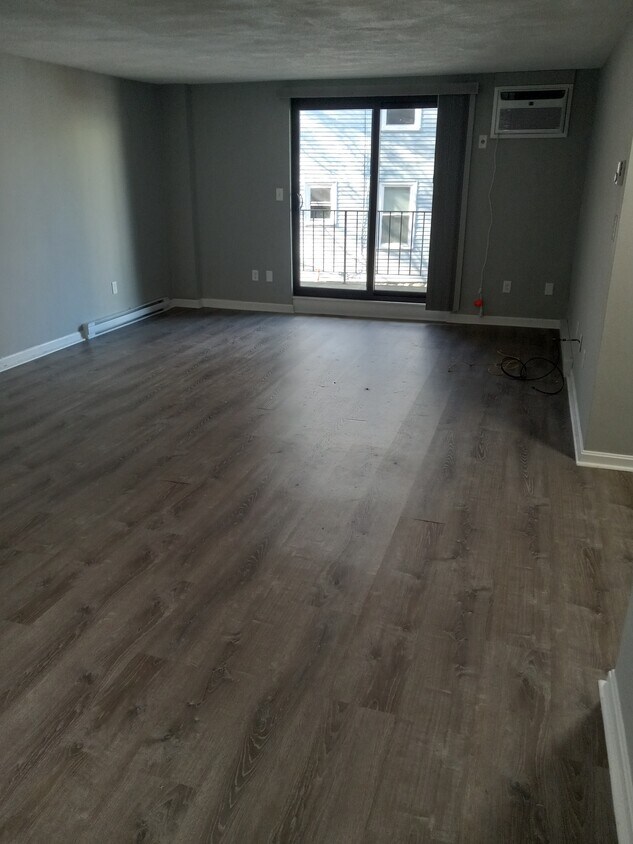 Foto principal - 566 Washington St