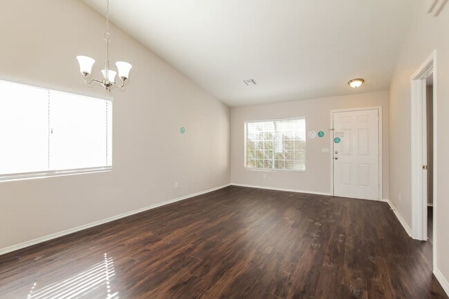 Building Photo - 18407 N 111th Dr