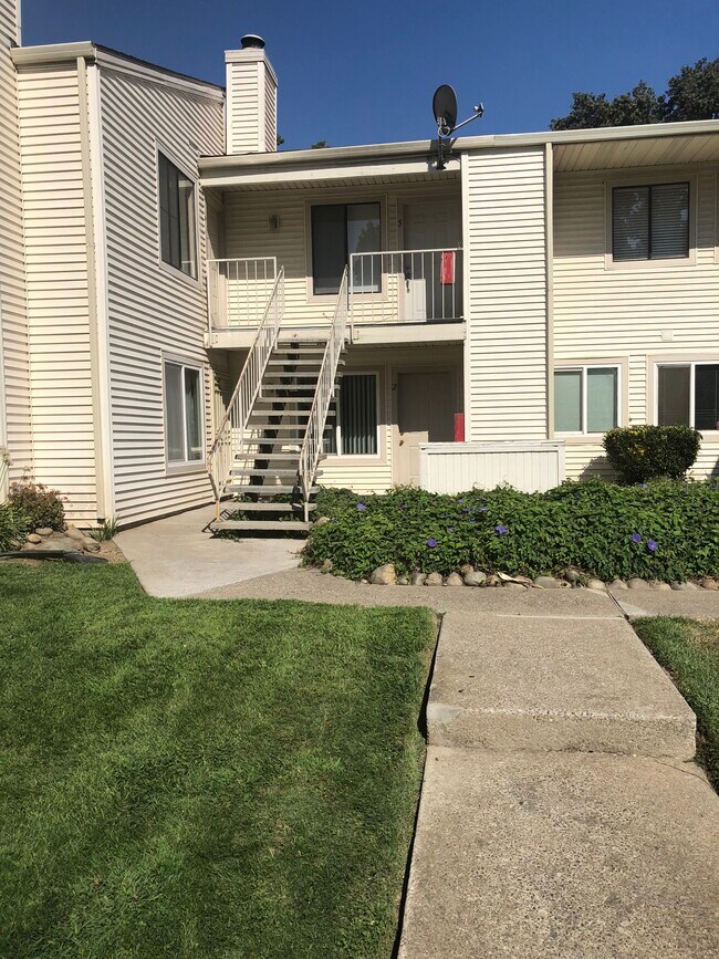 Foto del edificio - 2524 Winchester Dr