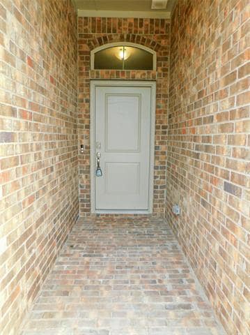 Building Photo - 801 Finchley Dr