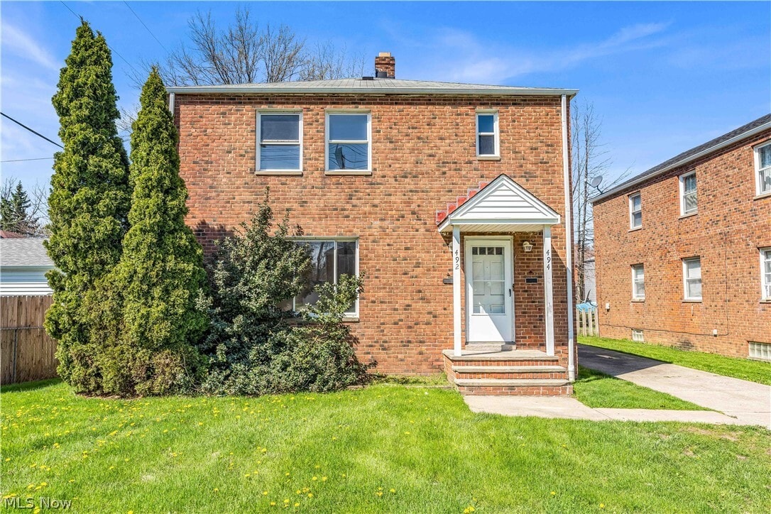 494 E 222nd St Unit 2/UP, Euclid, OH 44123 Room for Rent in Euclid