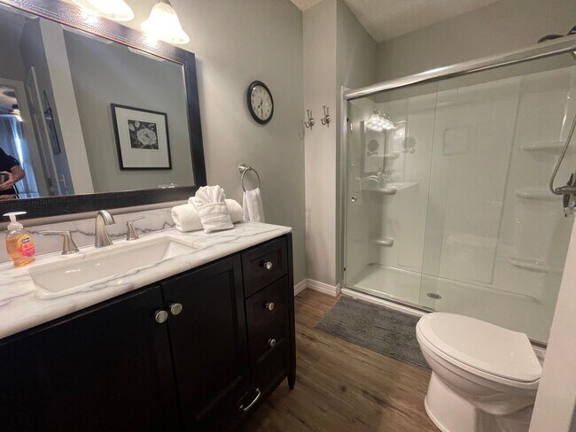 Foto del edificio - Furnished 2 bedroom 2 bath