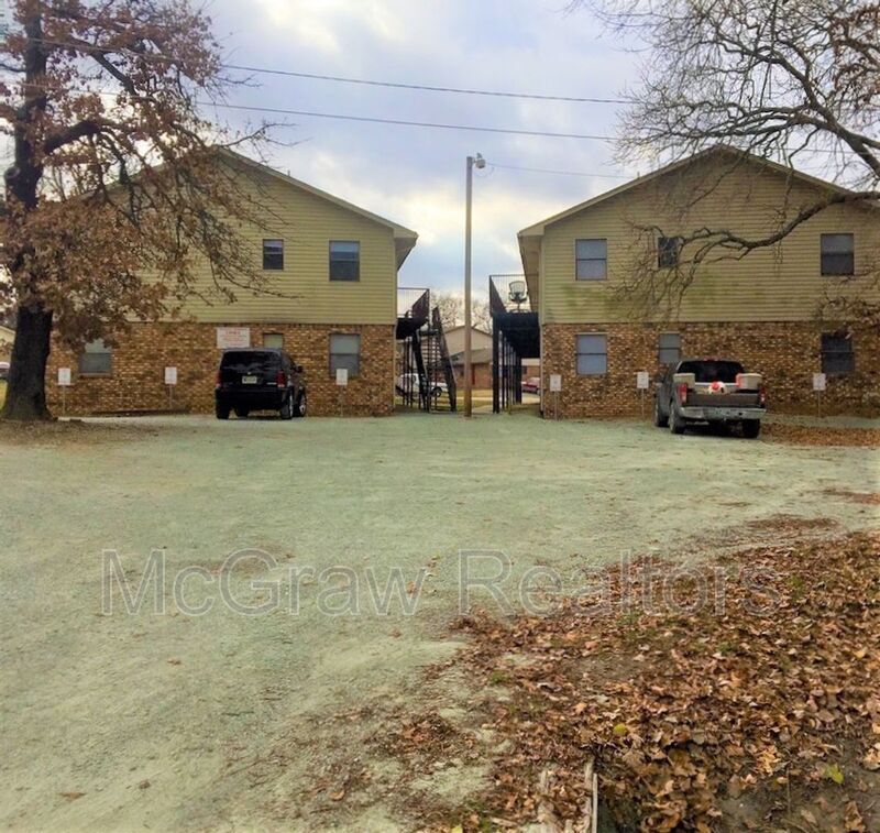 Primary Photo - 2601 Arlington St