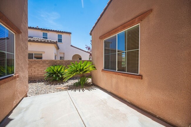 Building Photo - 12141 Capilla Real Ave