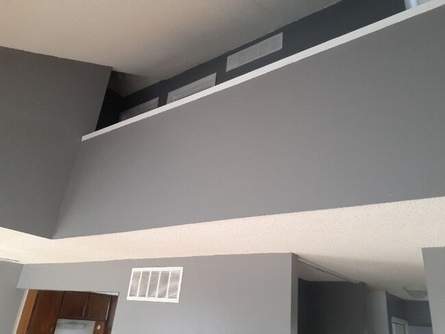 Building Photo - 255 N Michigan St