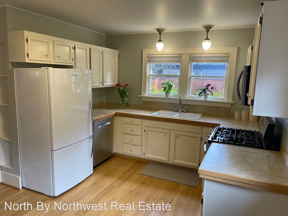 Foto del edificio - 3 br, 2 bath House - 611 W Crockett