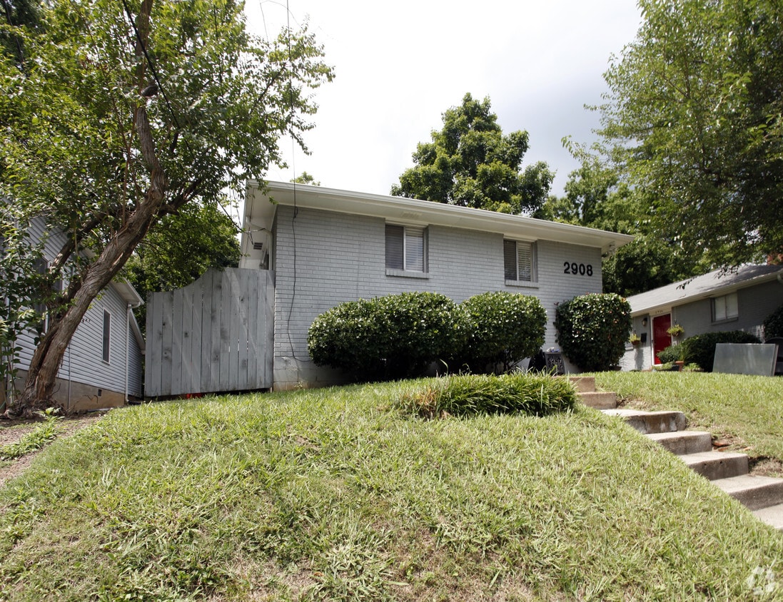 Building Photo - 2908 Burch Ave
