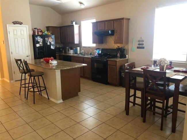 Foto del edificio - 12020 Crownstone Ln
