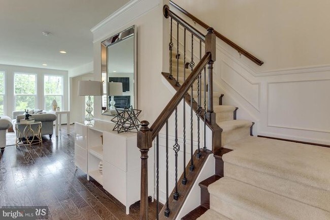 Building Photo - 42558 Stratford Landing Dr